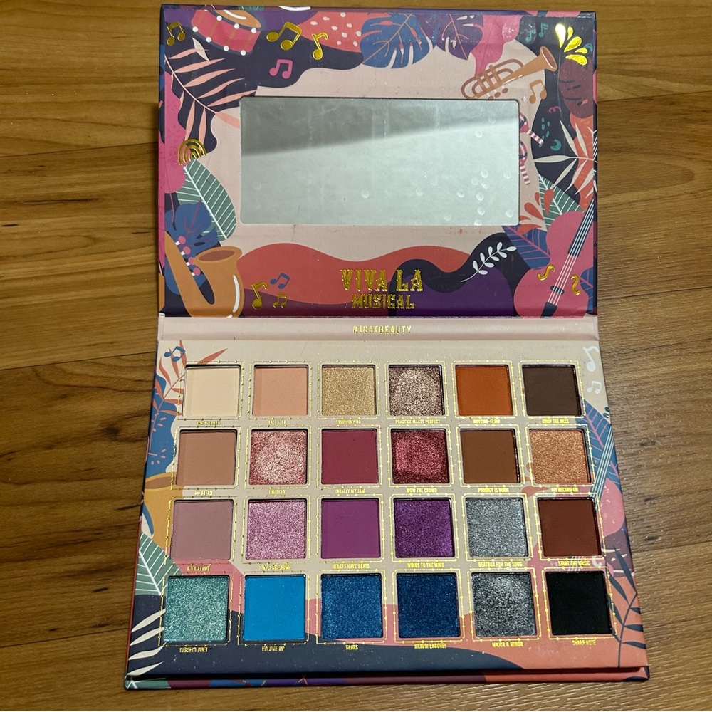 JCat Viva La Musical Palette